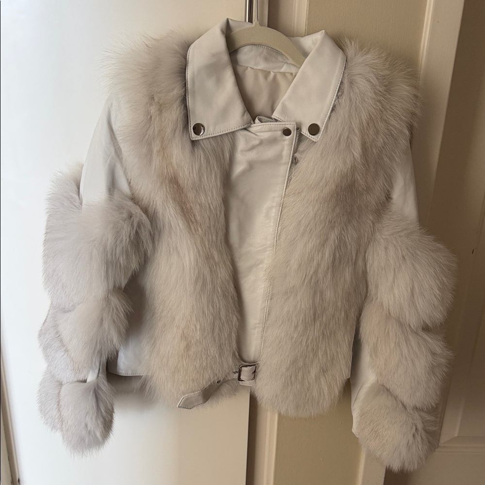 Elegant White Faux Fur Jacket